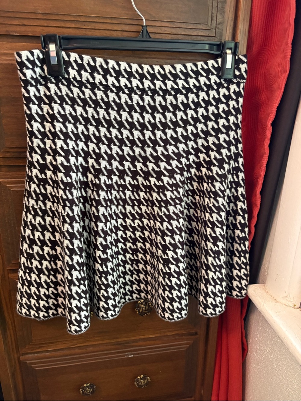 Candie's Black & White Houndstooth Knit Skater Skirt